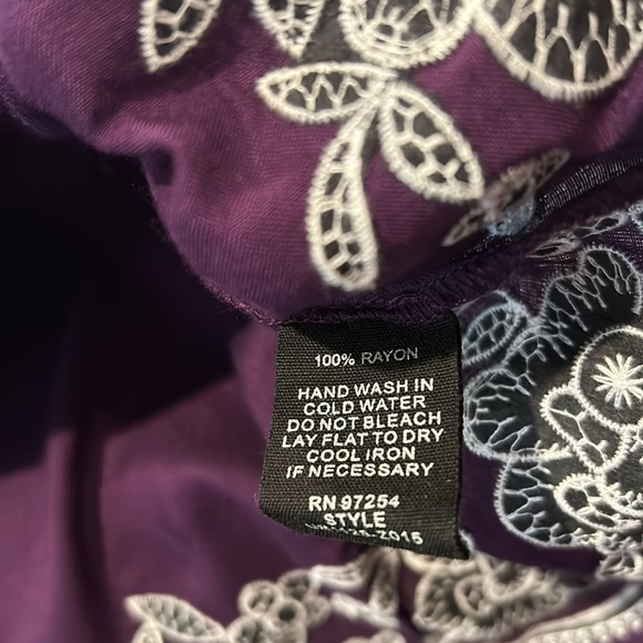 One Clothing Small Dress Purple and White Stitching New Elastic Neck and Waist - Picture 4 of 7